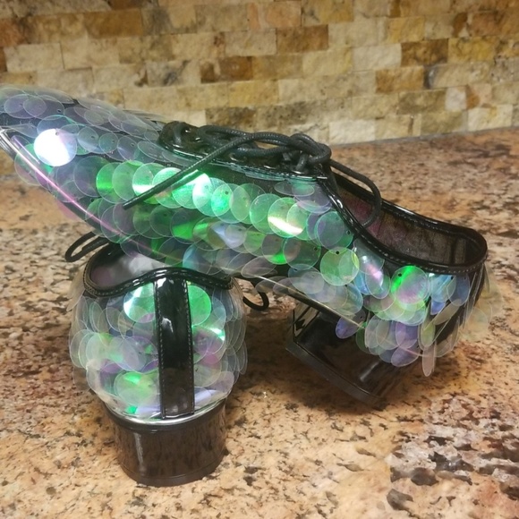 Holographic sequin shoes - Picture 8 of 8